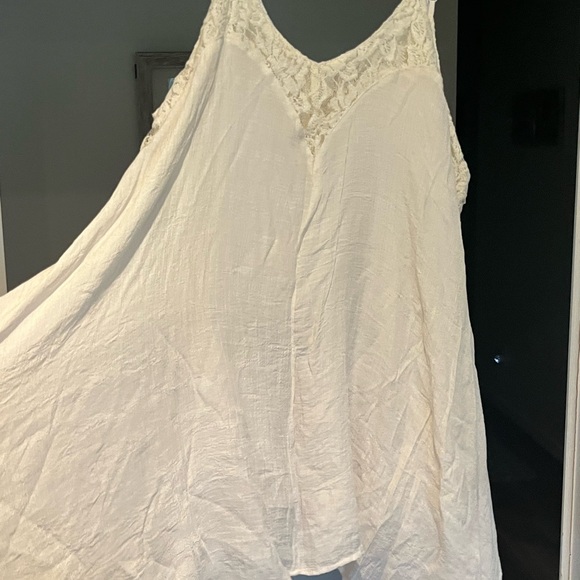 Set of 2 summer dresses. - Picture 2 of 3